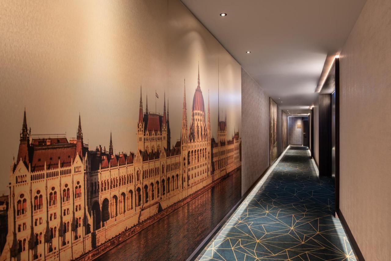 Eurostars Ambassador Hotel 4*