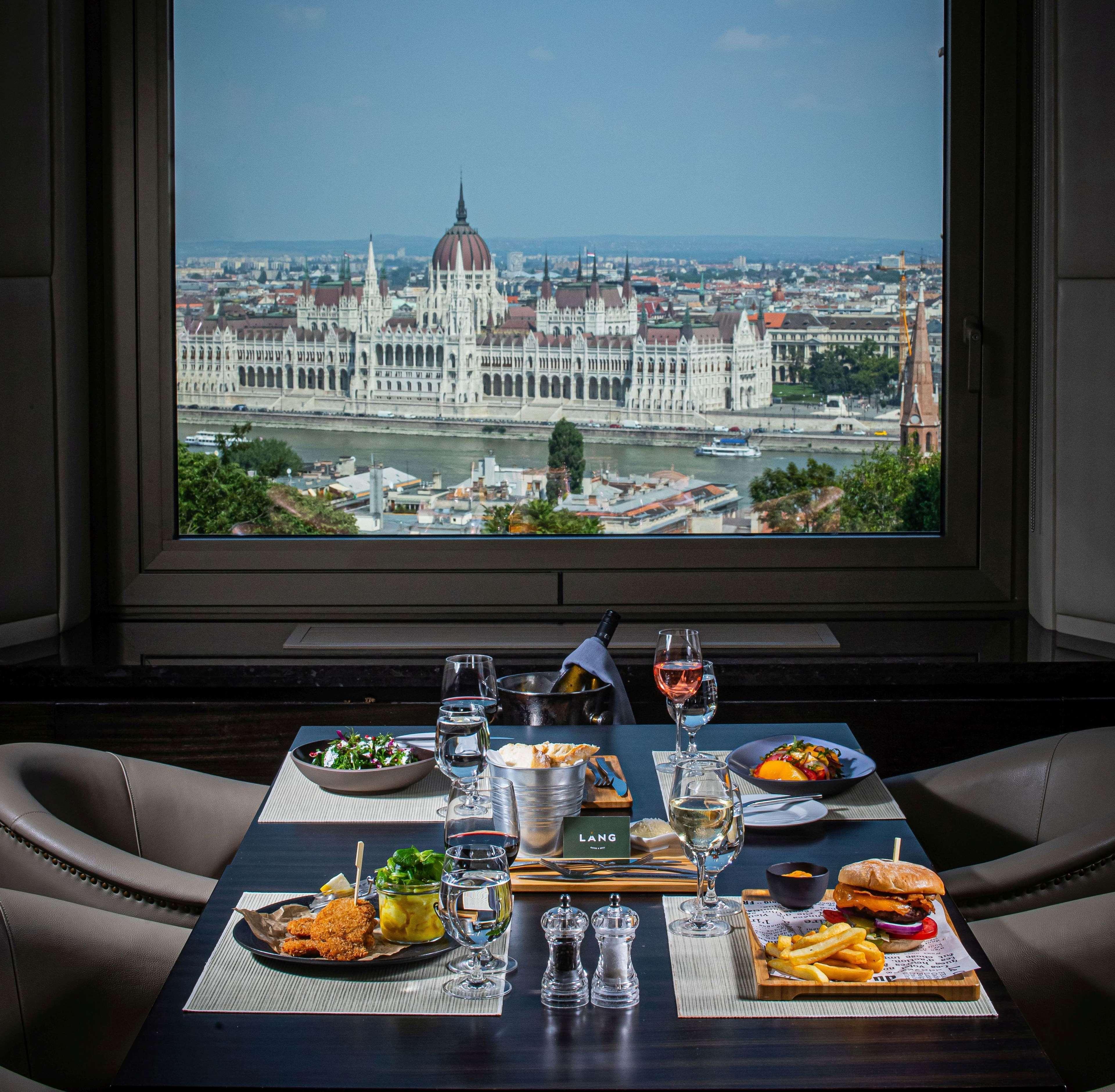 Hilton 5*