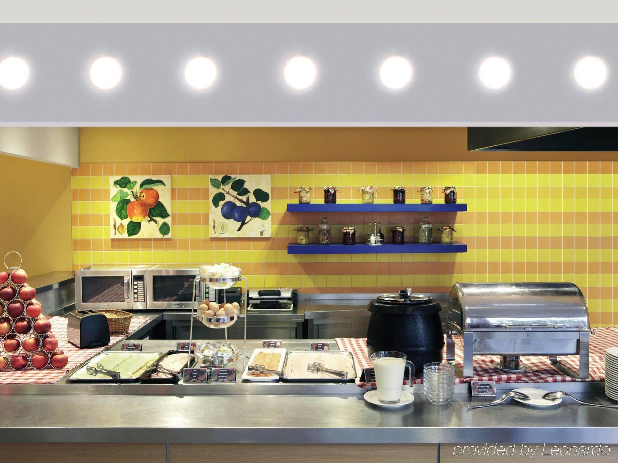Hotel Ibis Heroes Square Budapest