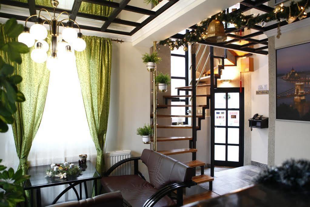 Passzio Panzio Guest house 3*