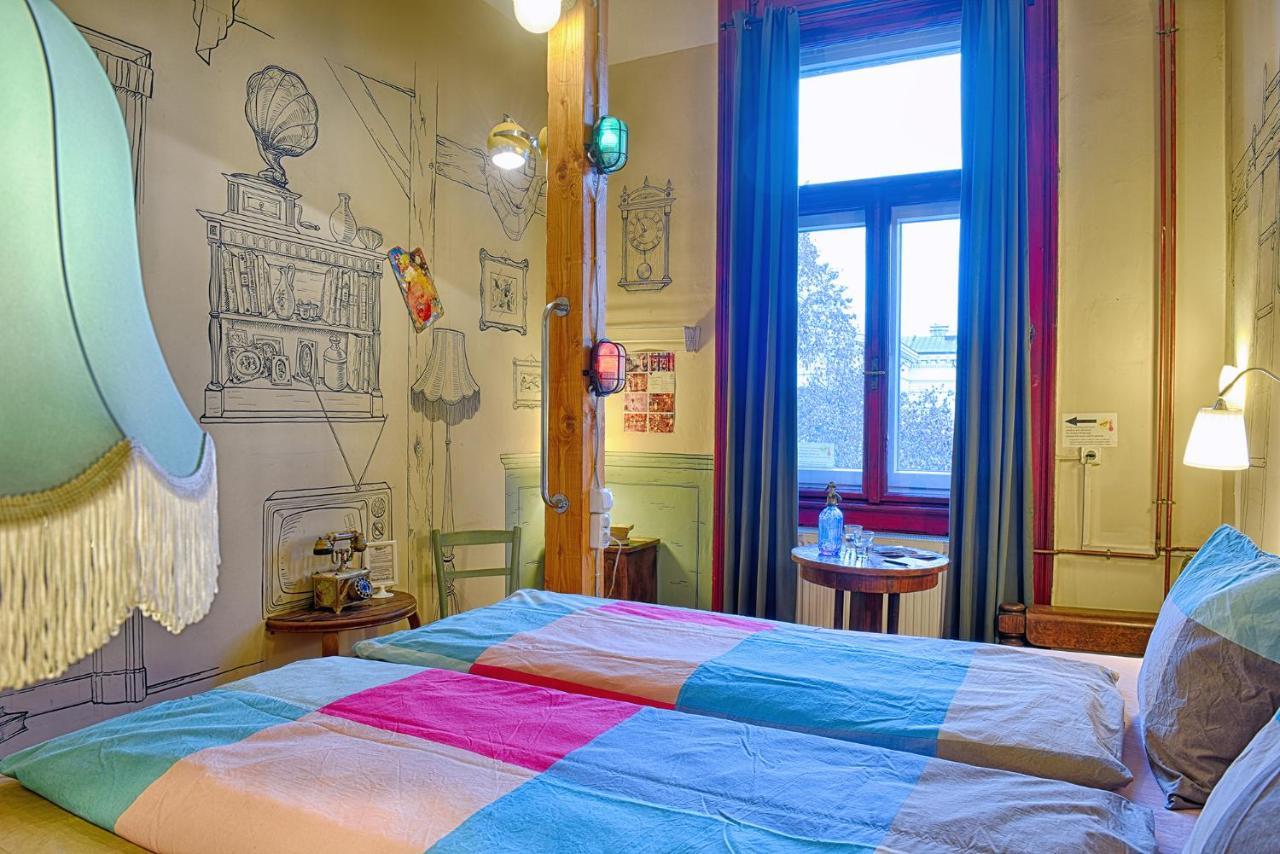 Hostel Lavender Circus Hostel, Doubles & Ensuites *