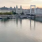 Engel View