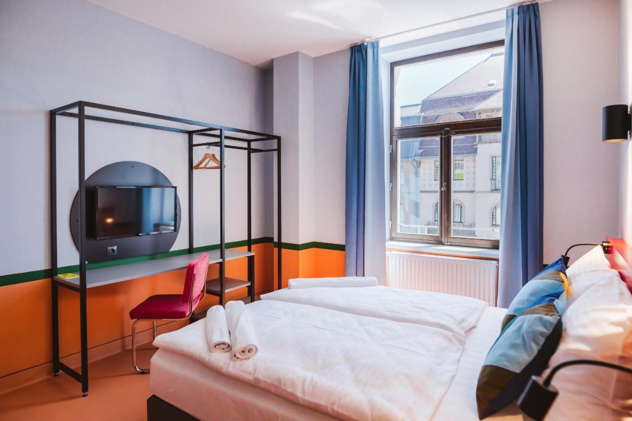 Maverick Athenaeum Budapest