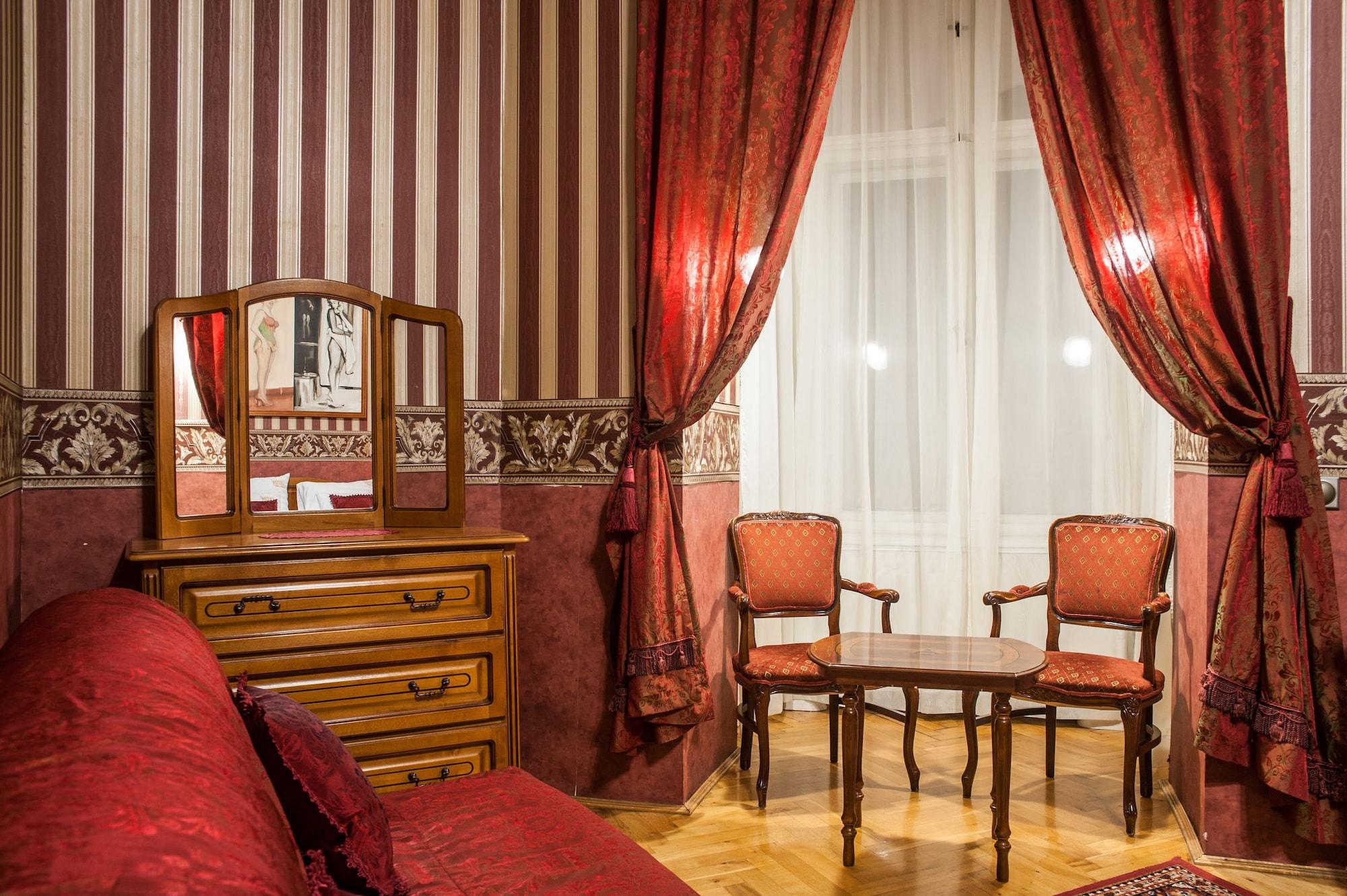 Cotton House Hotel
