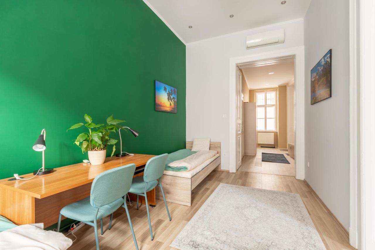 Apartman F24 Ferenc