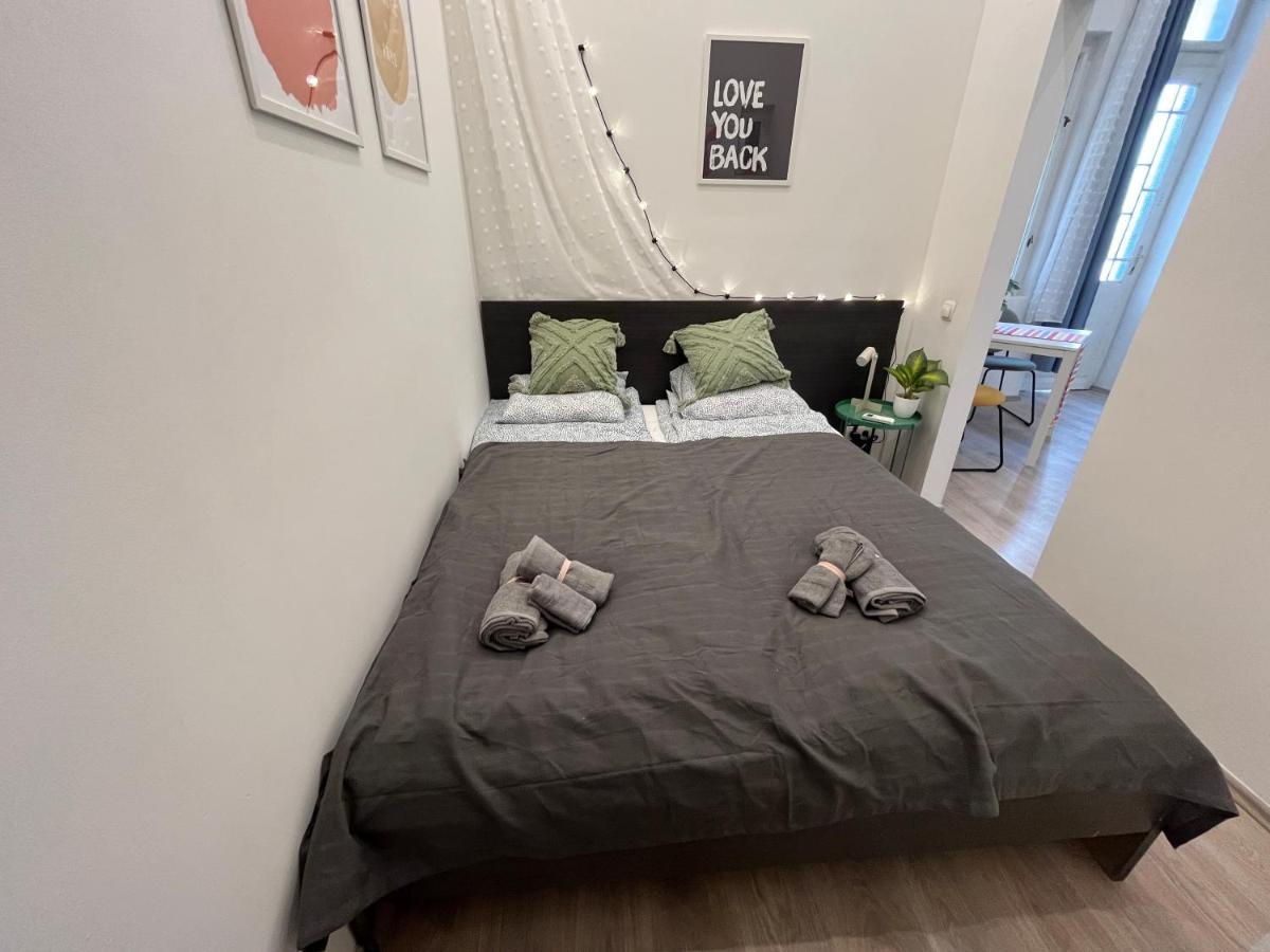 D58 Delux In The Center Apartman *