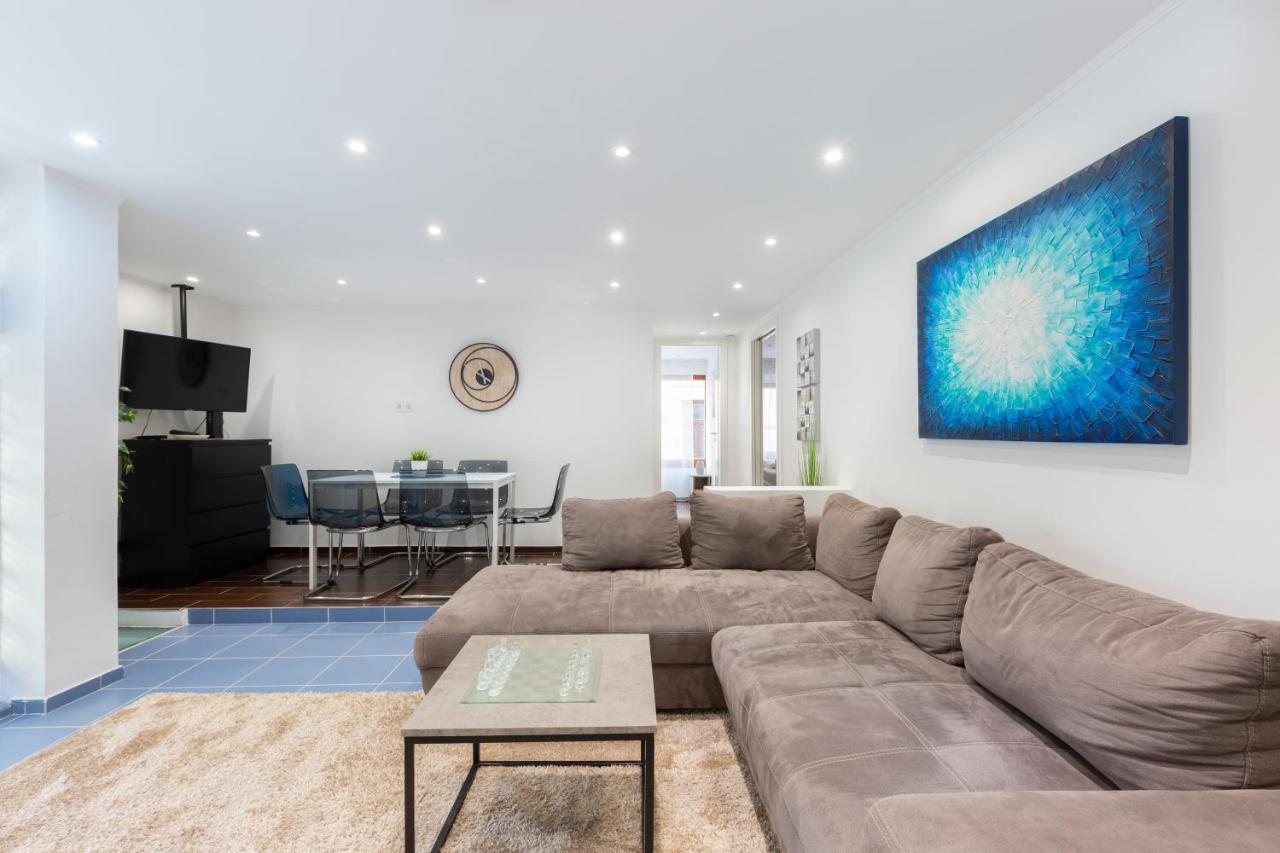 Space In Gozsdu Apartman Budapest