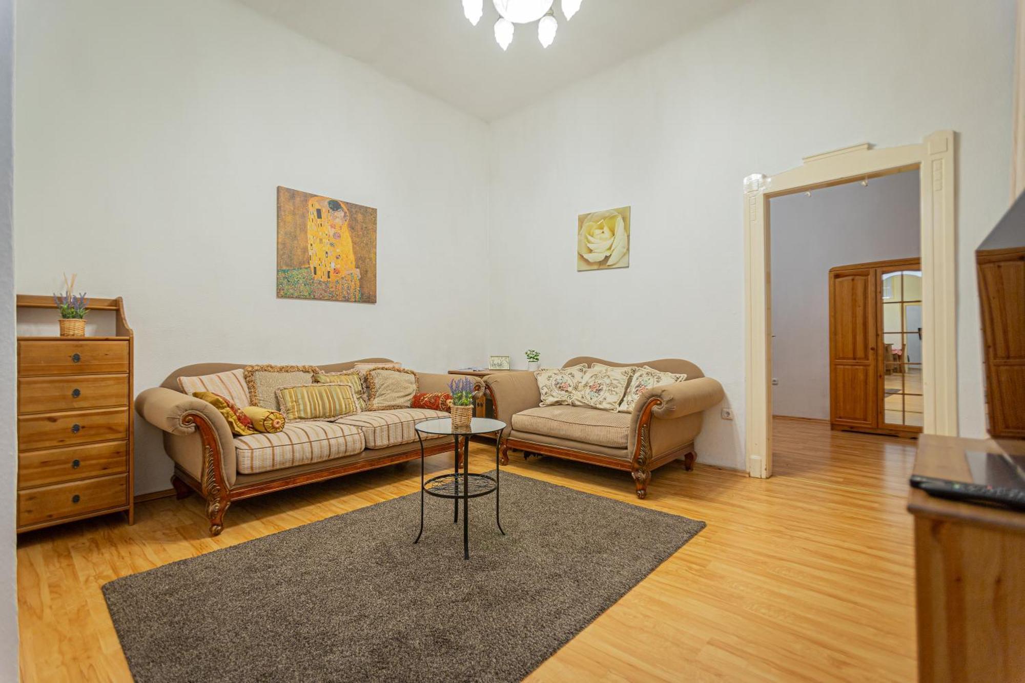 Jackquaters Silver Apartment *