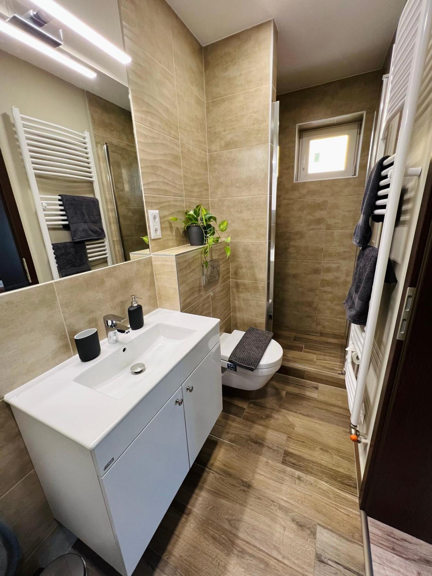 Apartman True Gem At The Airport By Newave *