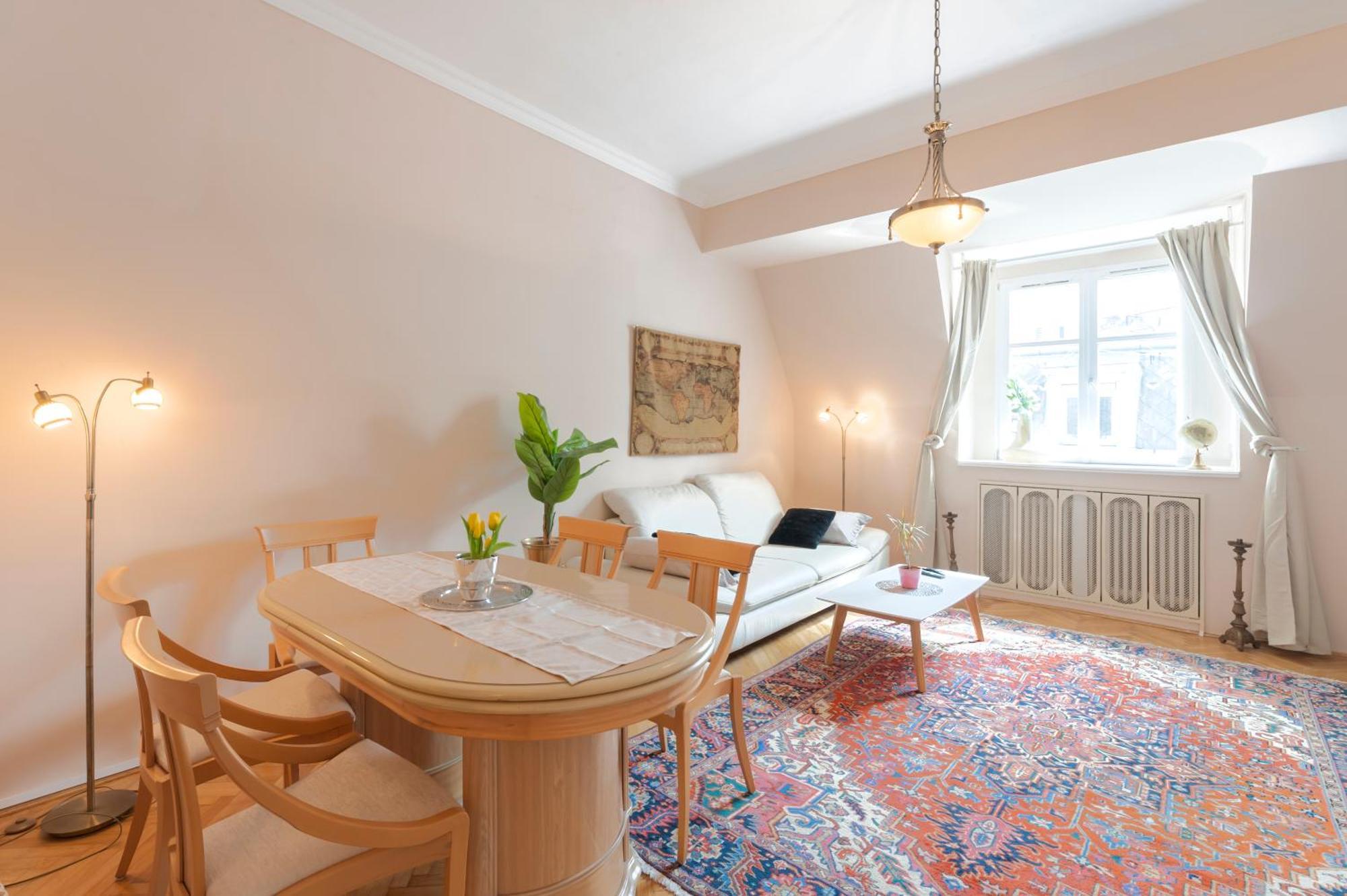 Apartment View To The Roofs Luxury With 2 Bedrooms Budapest