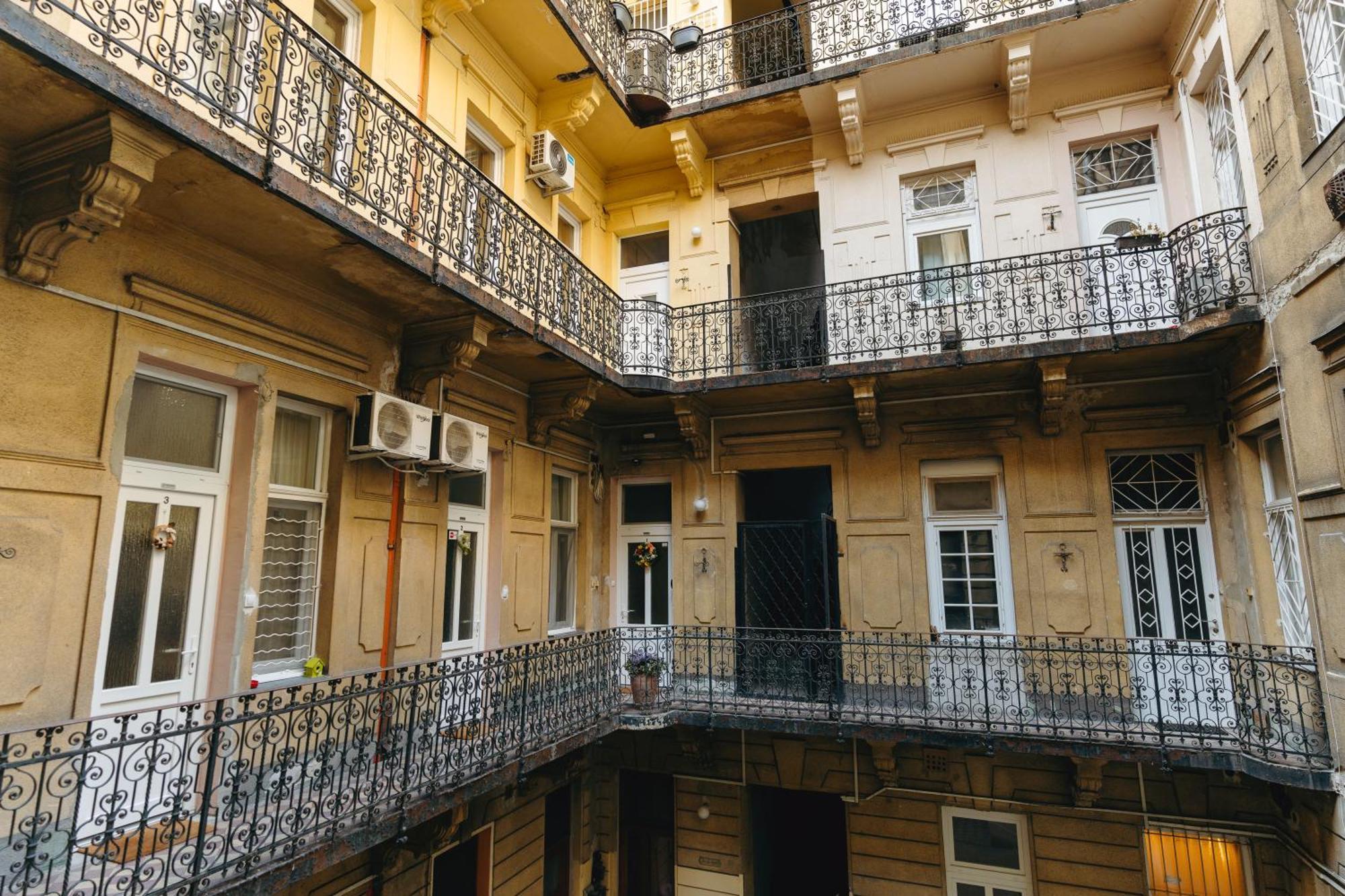 Bercsenyi - Close To The Gellert Thermal Bath Apartment Budapest