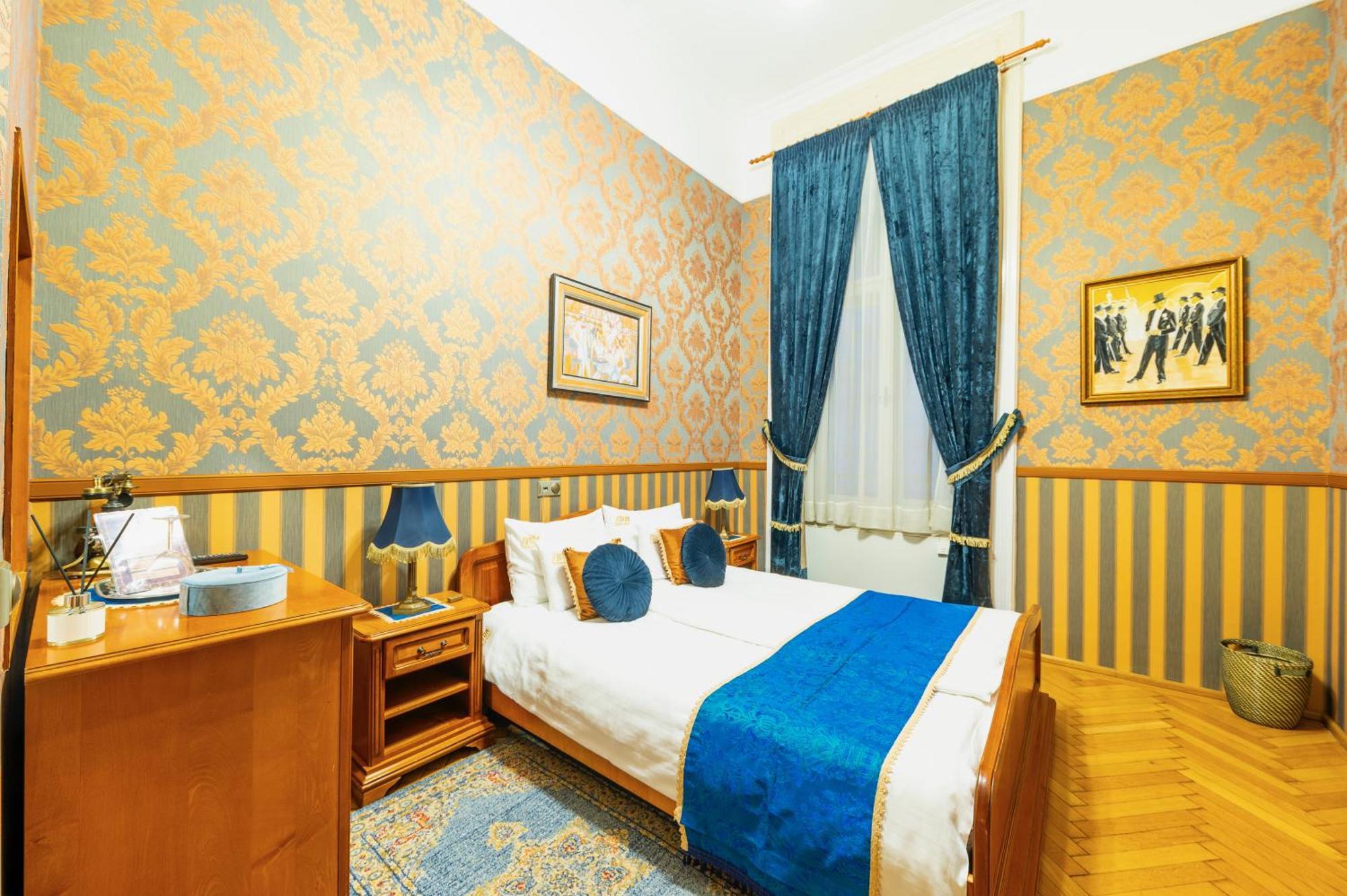 Cotton House Hotel 4*
