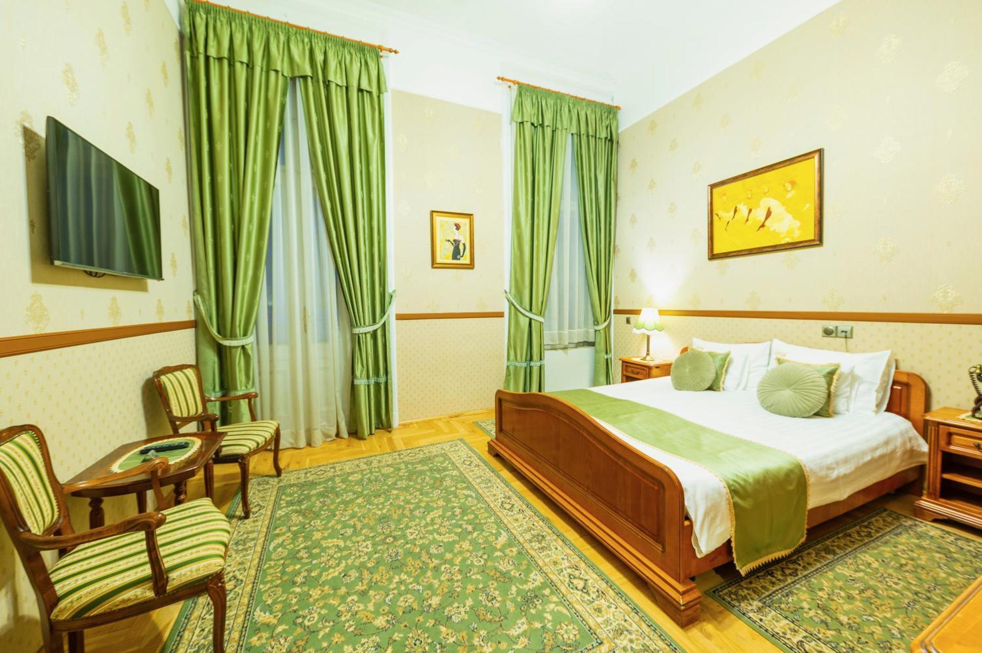 Cotton House Hotel 4*
