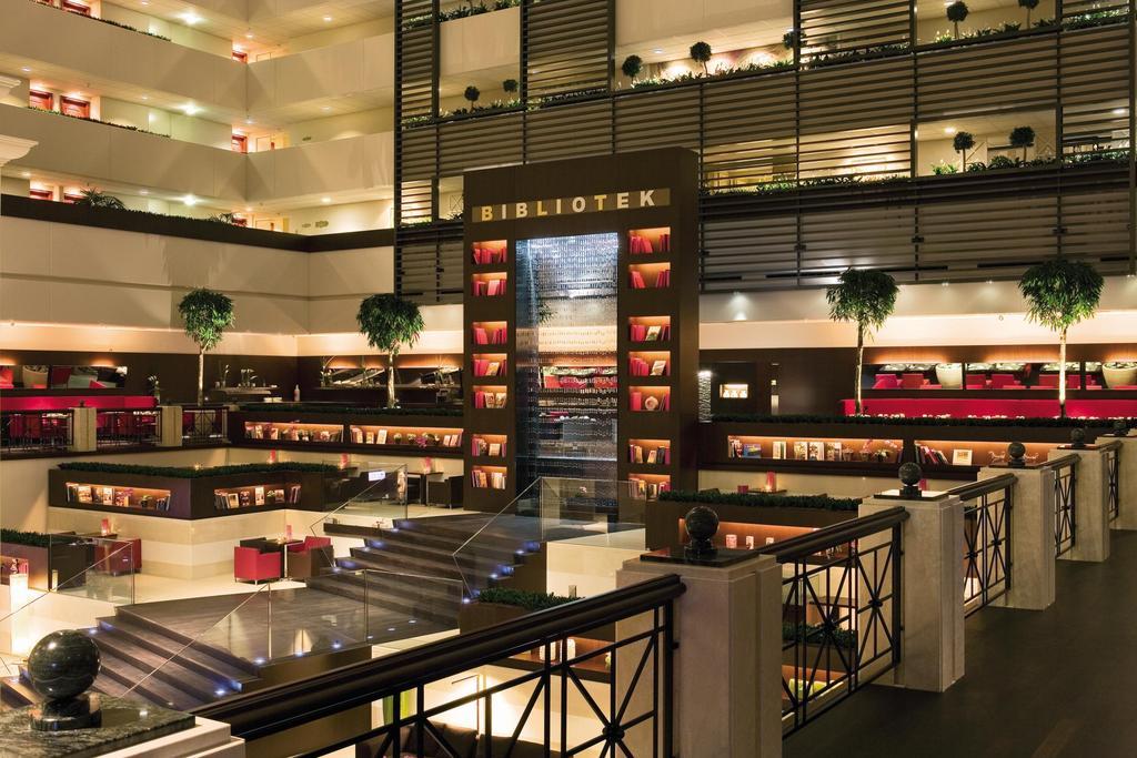 Hotel Sofitel Chain Bridge 5*