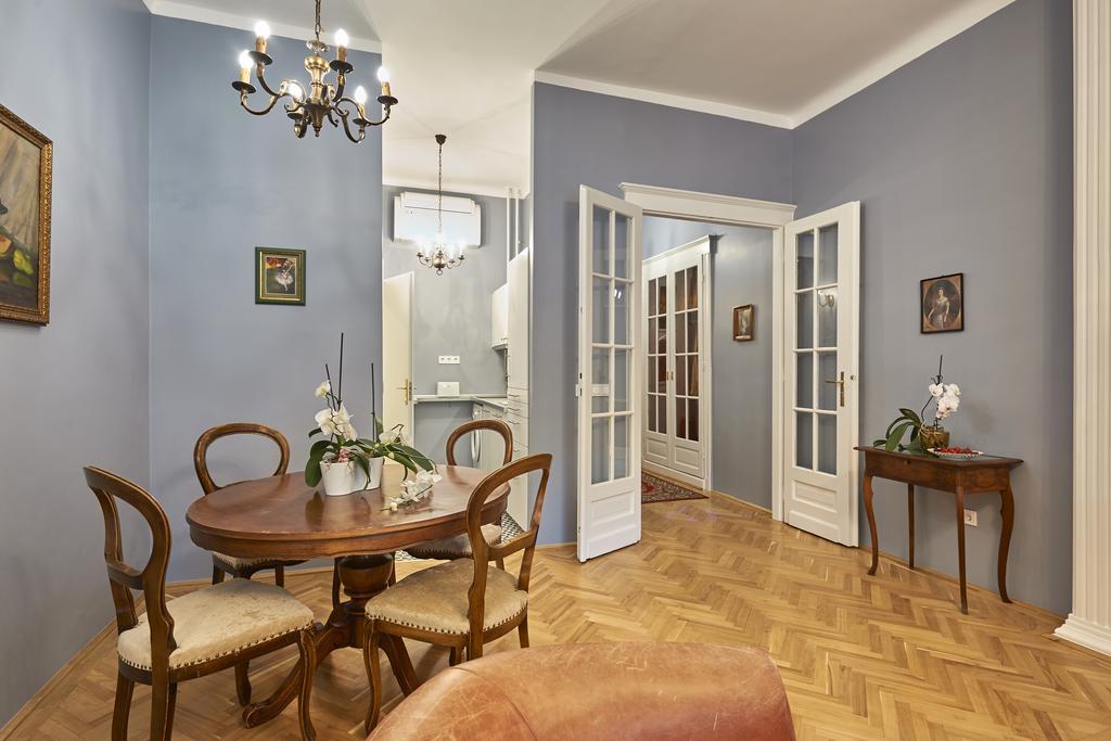 Engel View Apartment