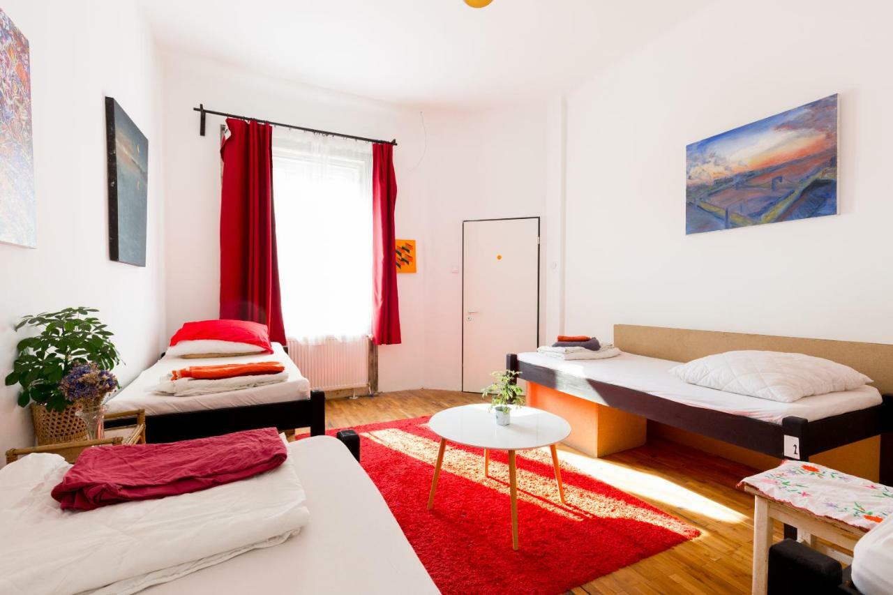 Nest Hostel Budapest