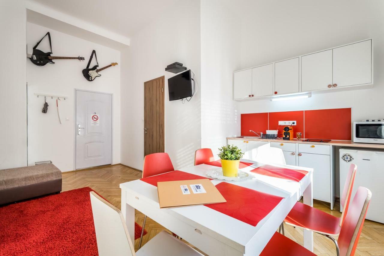 Apartment Pop Arts Studios