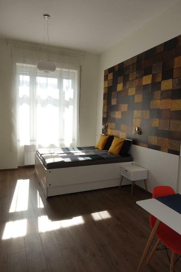 Frank & Fang Mk7 Apartment Budapest