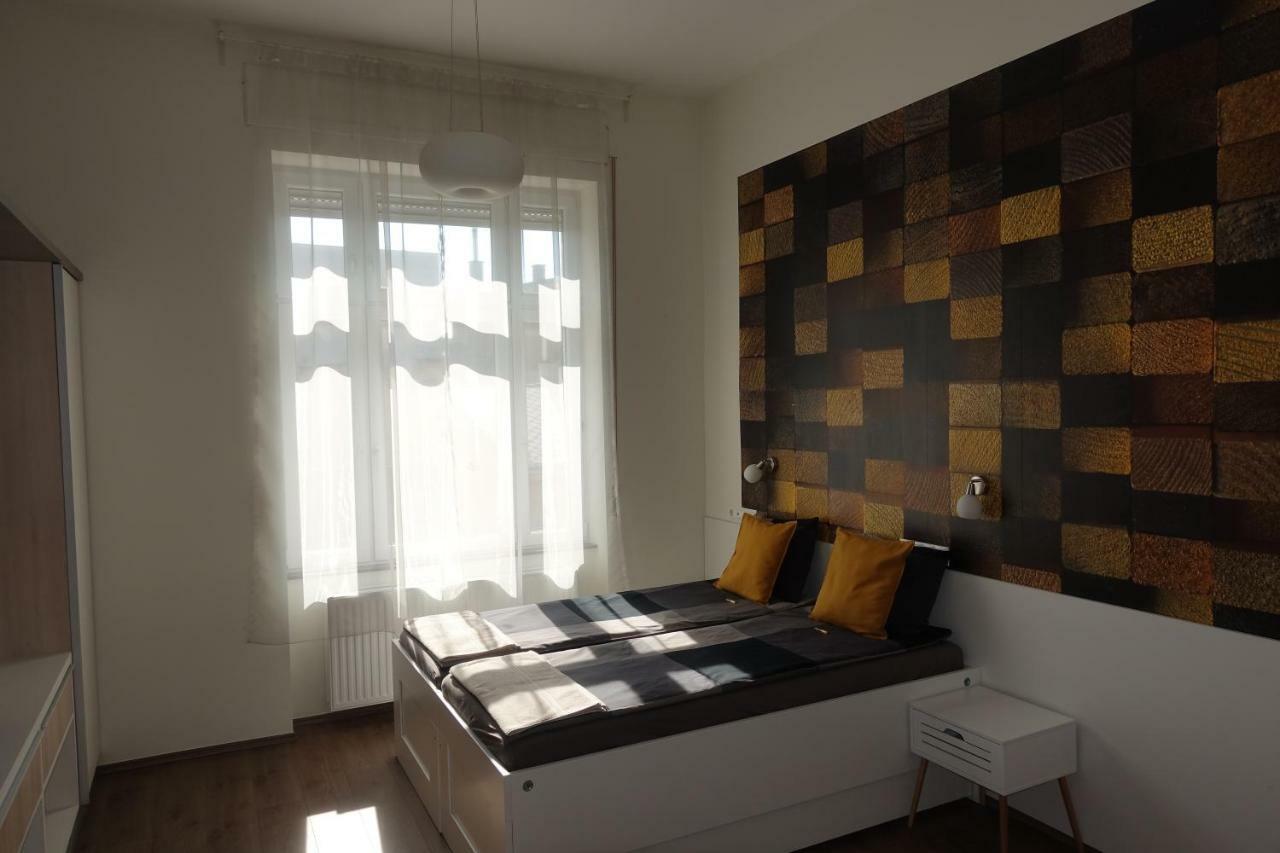 Apartment Frank & Fang Mk7 *