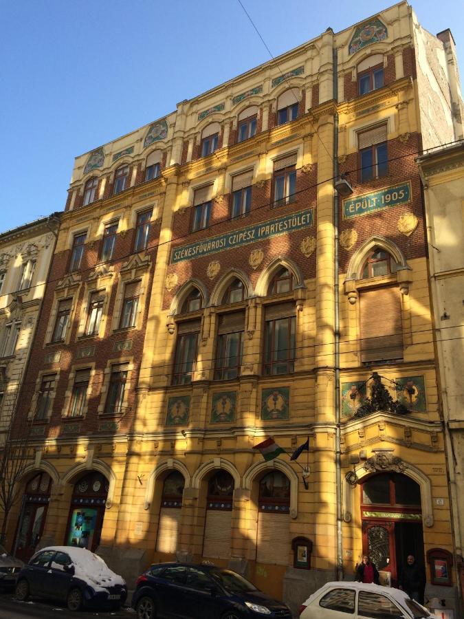 Hedonist Lodge Aparthotel Budapest