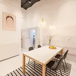 Opera I - 1BR / Sleeps 4 / Netflix + Nespresso (HJ01)