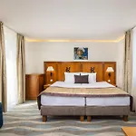 Carlton Hotel Buda Castle