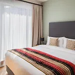 ESCALA Hotel & Suites