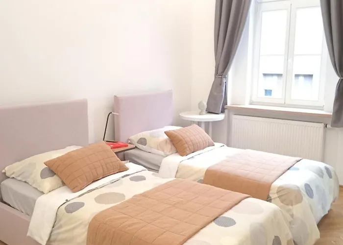 Castlehill1011- Free Parking And Ac In The Inner City