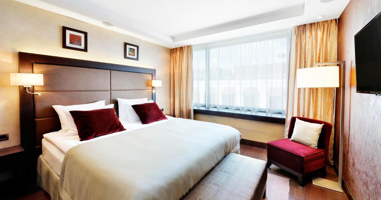 Intercontinental By Ihg 5*