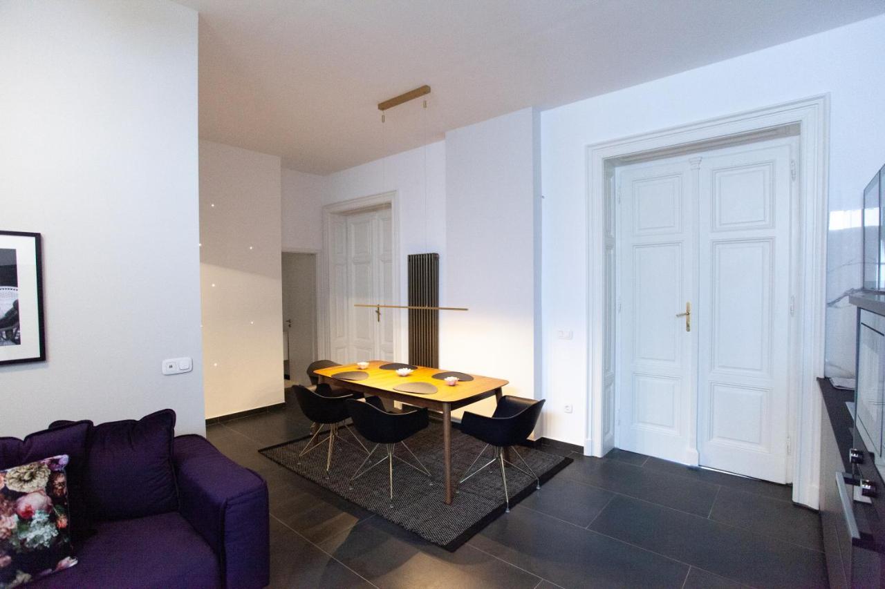 Apartment Real Deluxe Next To Danube Budapest