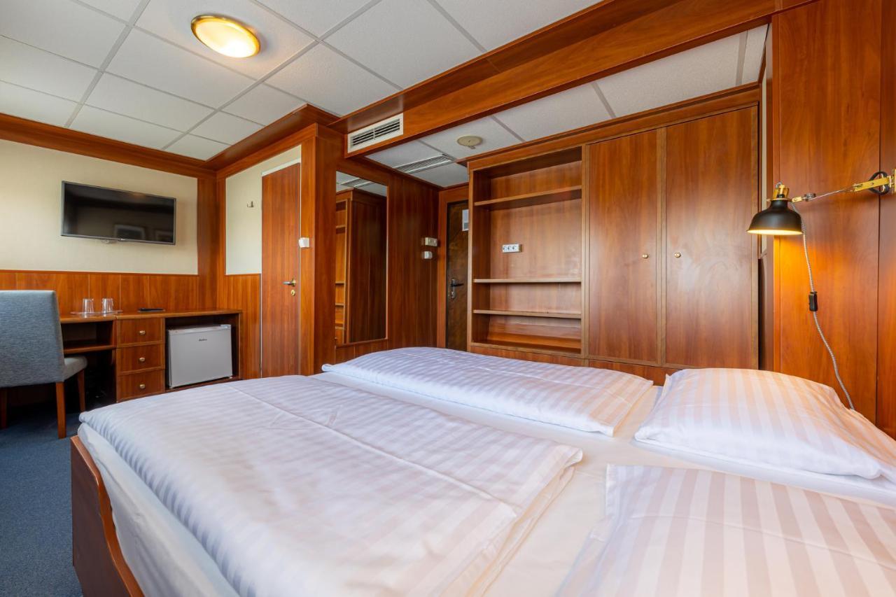 Grand Jules - Boat Budapeste