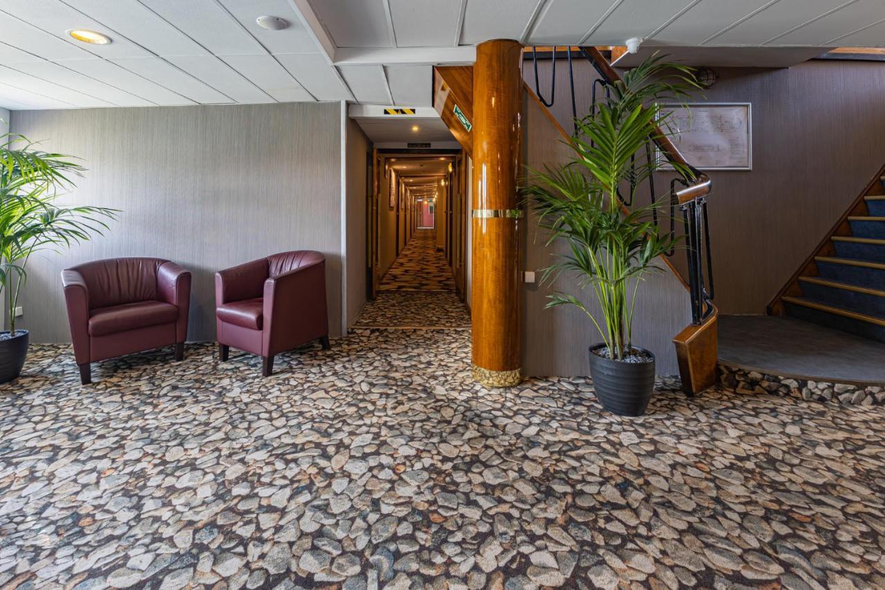 Grand Jules - Boat Budapeste