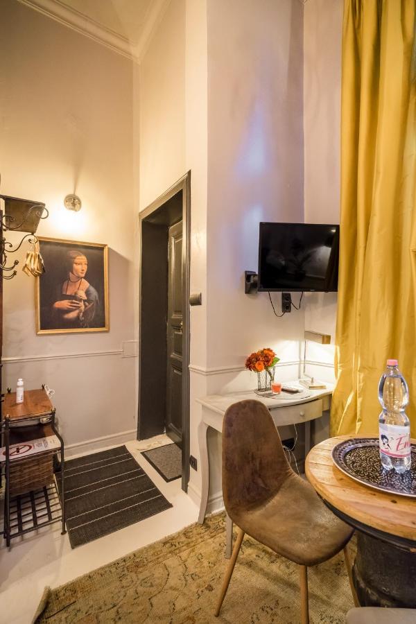 Apartment Bpr R20 With A/c
