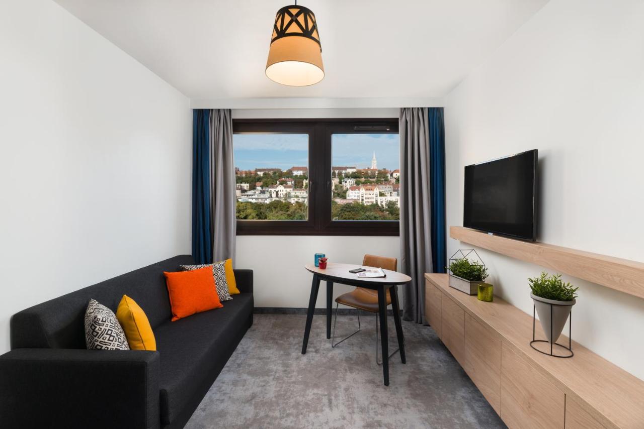Mercure Castle Hill Hotel 4*