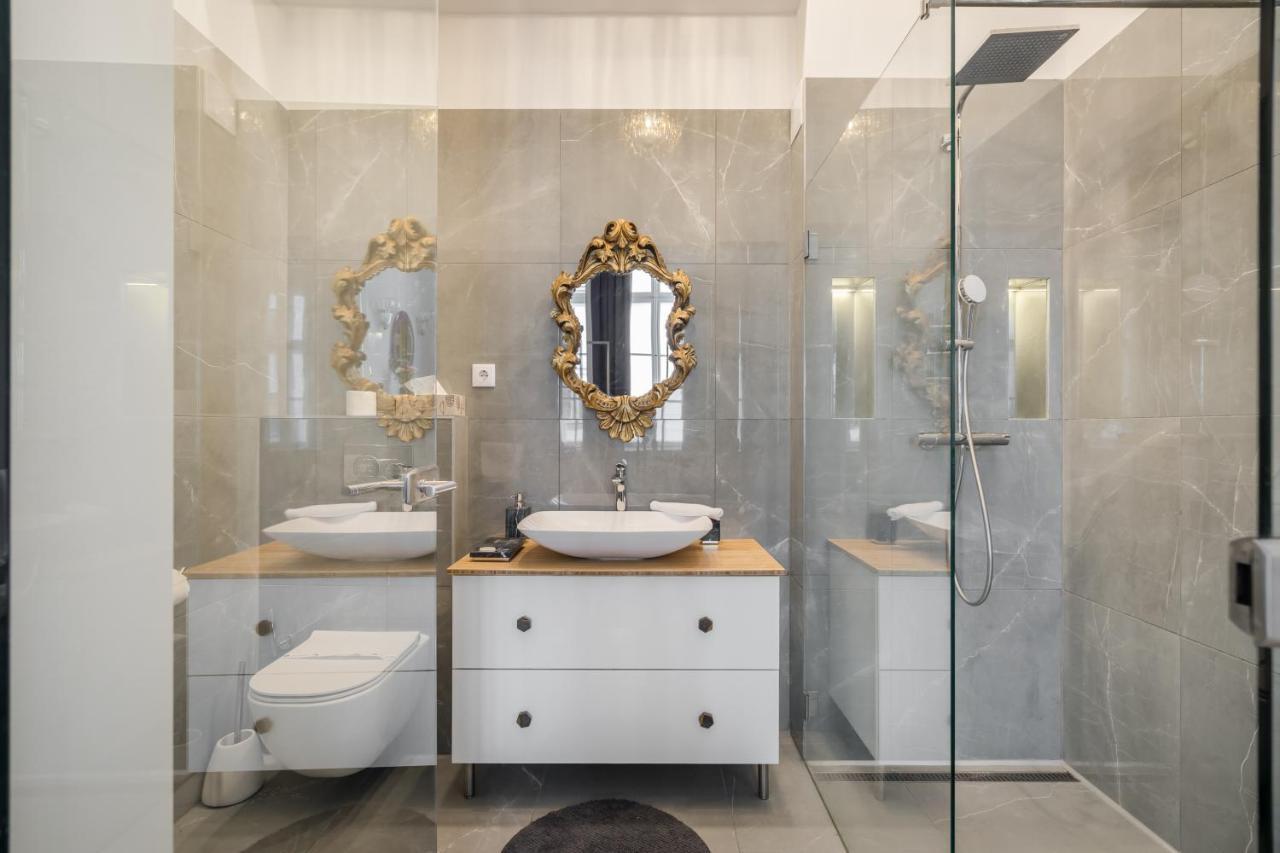 Bpr Adagio Design With A/c Apartment *