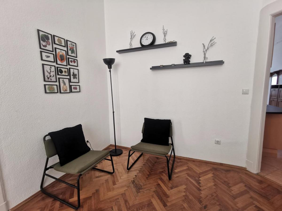 Urban Centro Apartment