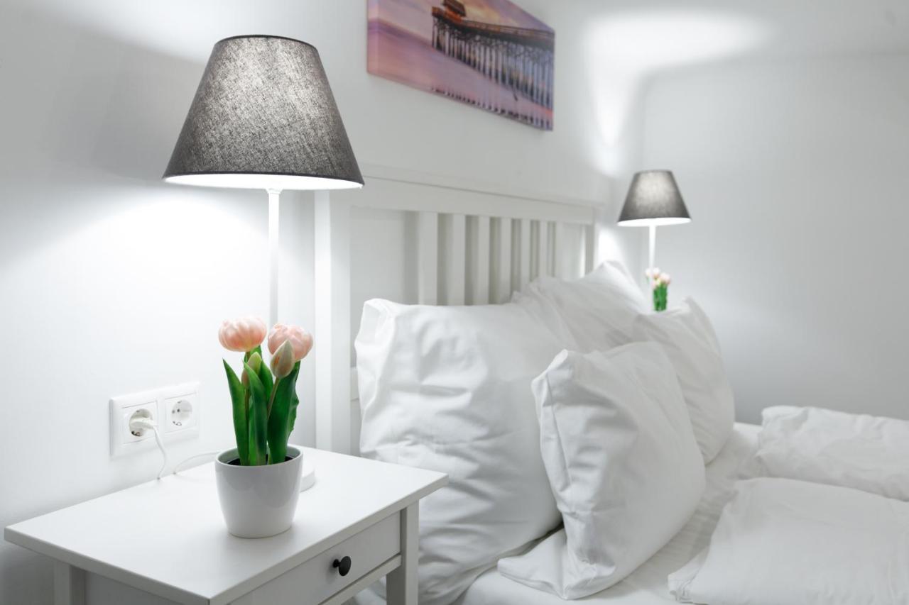 Sleek Minimalist Studio At Inner