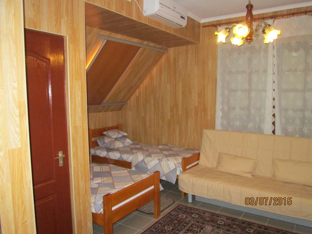 Casa de hóspedes Kisherceg Szallashely 2*