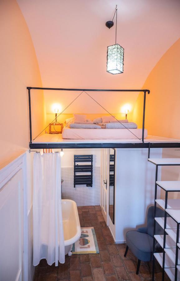 Mooki Rumbach Apartment