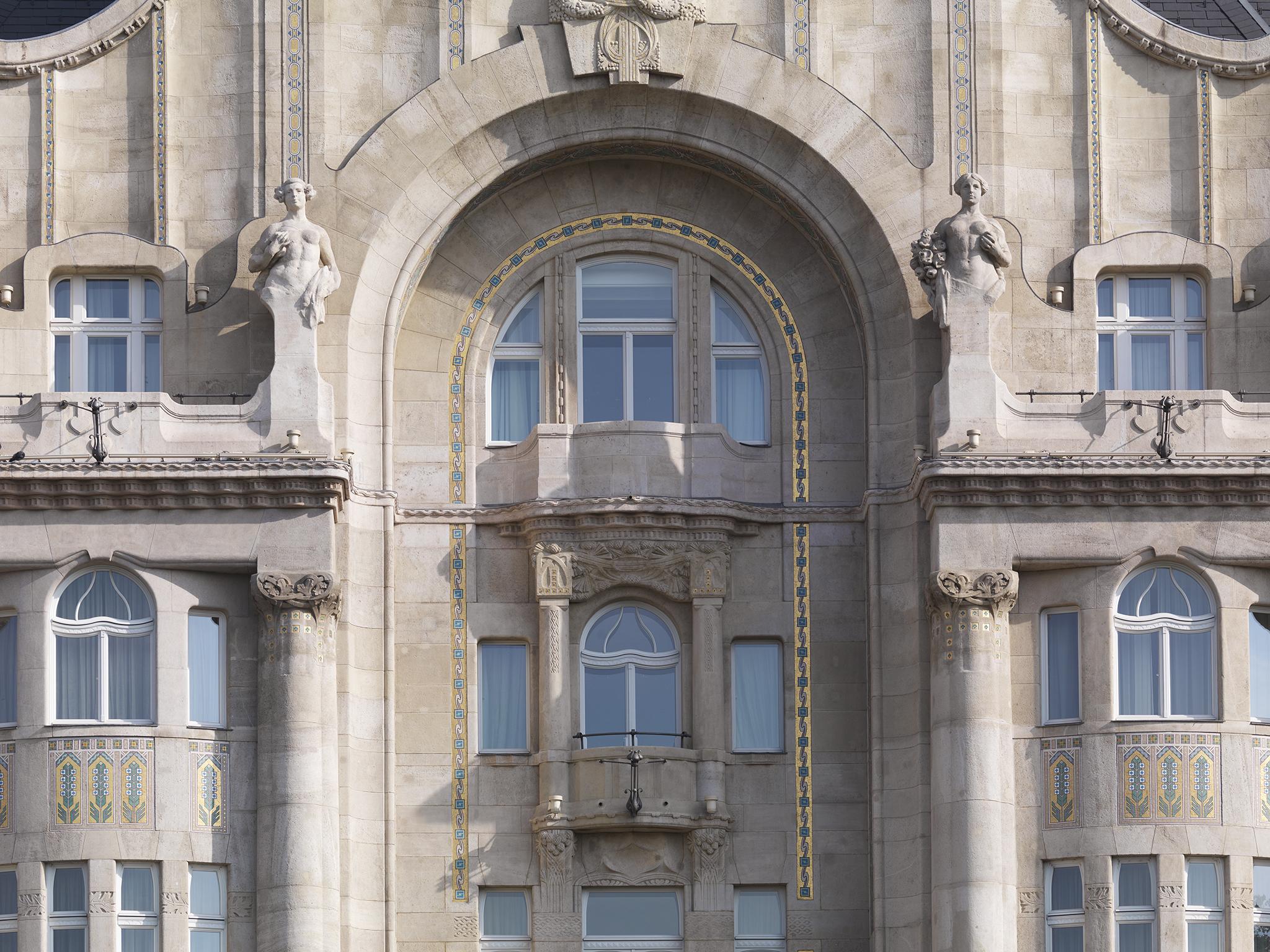 Four Seasons Gresham Palace 5* Budapeste