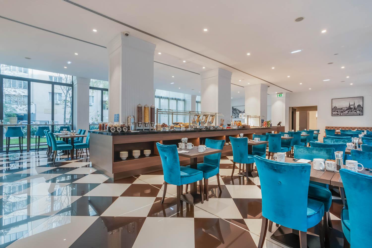 Eurostars Danube 4*