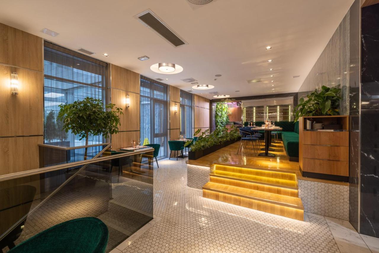 Hotel Silver Crown & Residence, Palace Quarter 3*