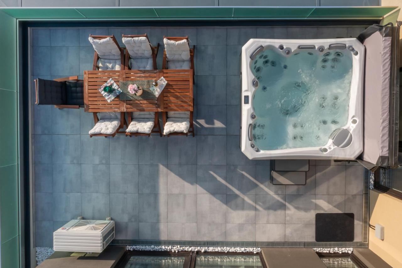 Apartman Centropolitan Penthouse #jacuzzi #freeparking *
