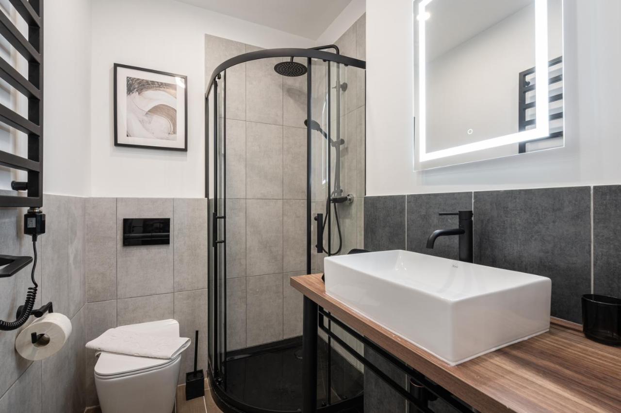 Apartman Kl31 - Urban Escape - Prime Location - Klauzal Square By Bqa Budapest