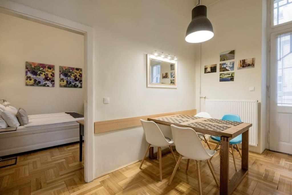 Apartment Klarahome 2 Bedroom Budapest