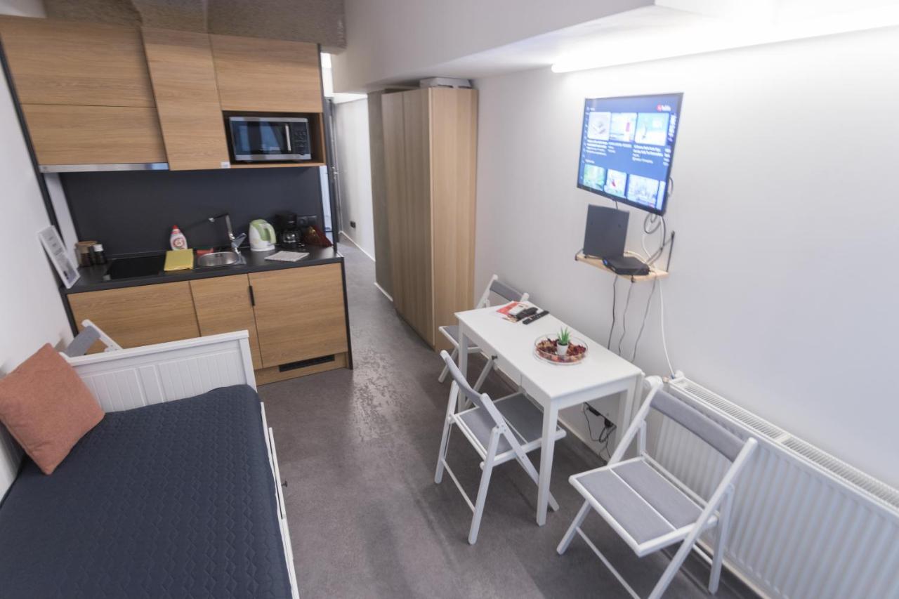 Apartman Peaceful Basement With Terrace & Free Gym *