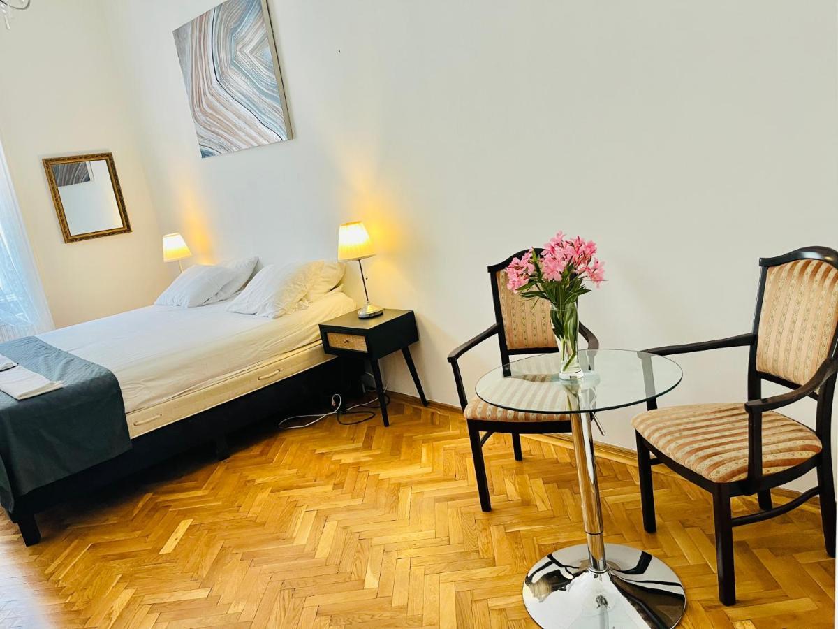 City Rooms Albergue Budapeste