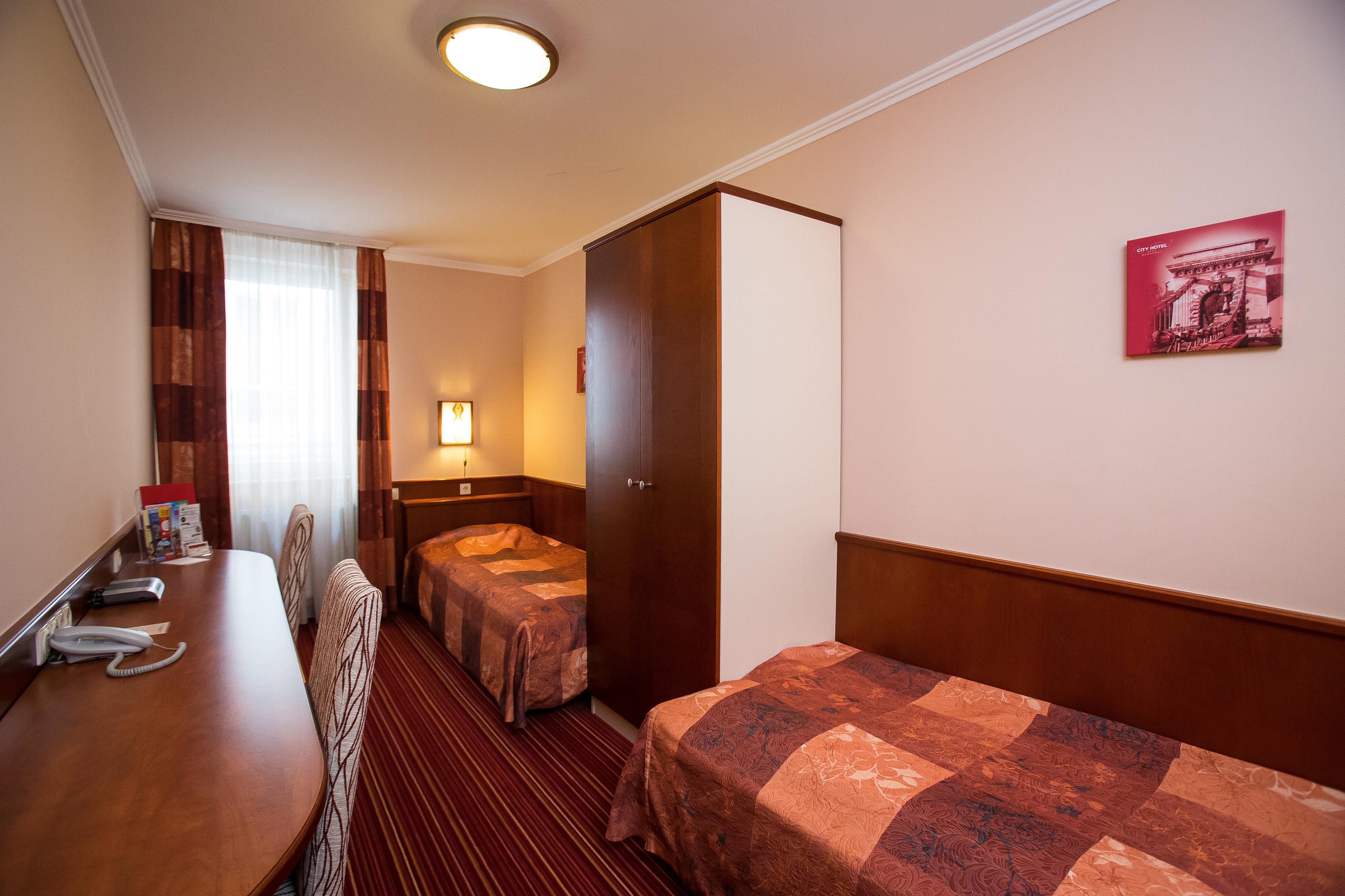 City Home Budapest Aparthotel 4*