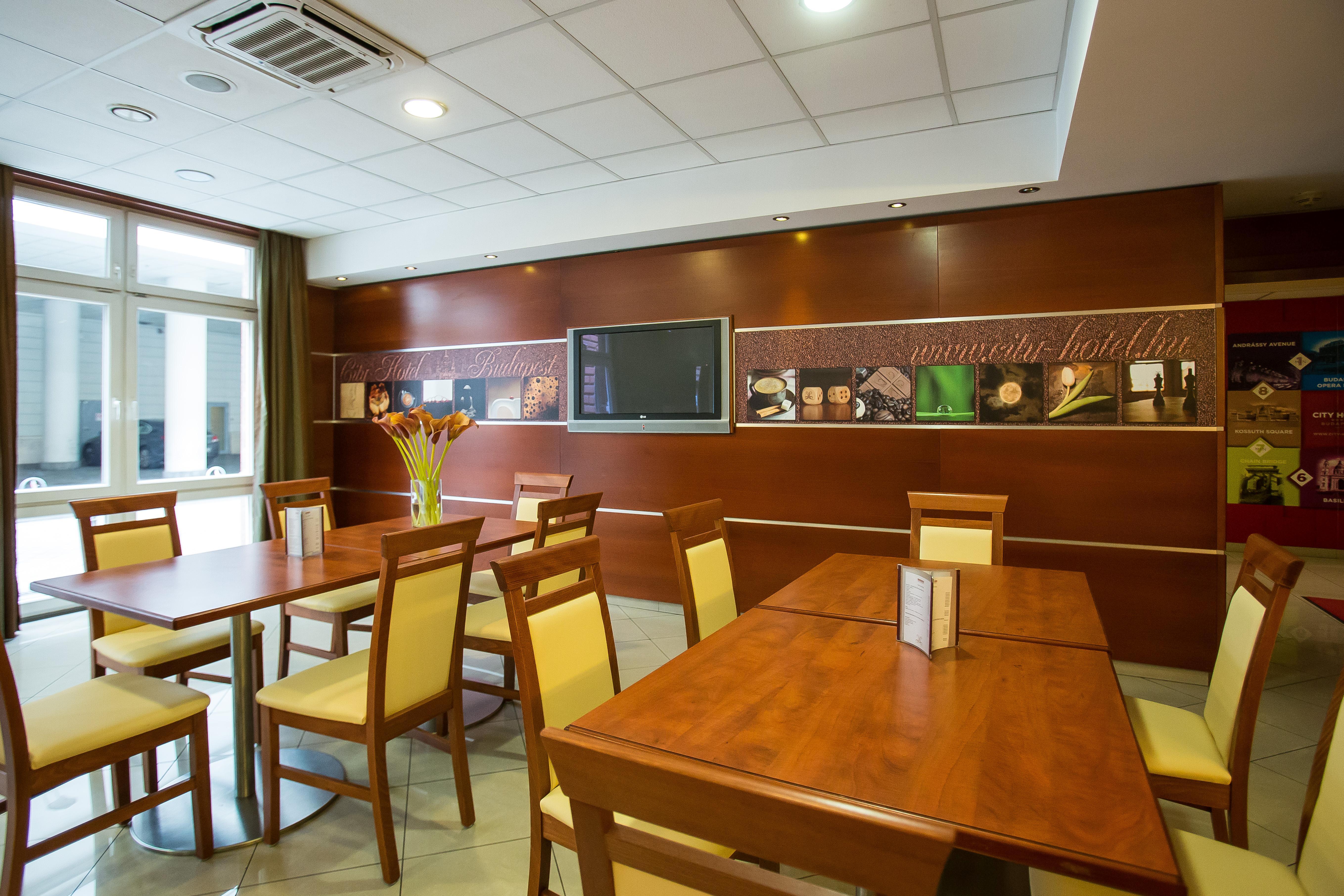 City Home Budapest 4* Budapest