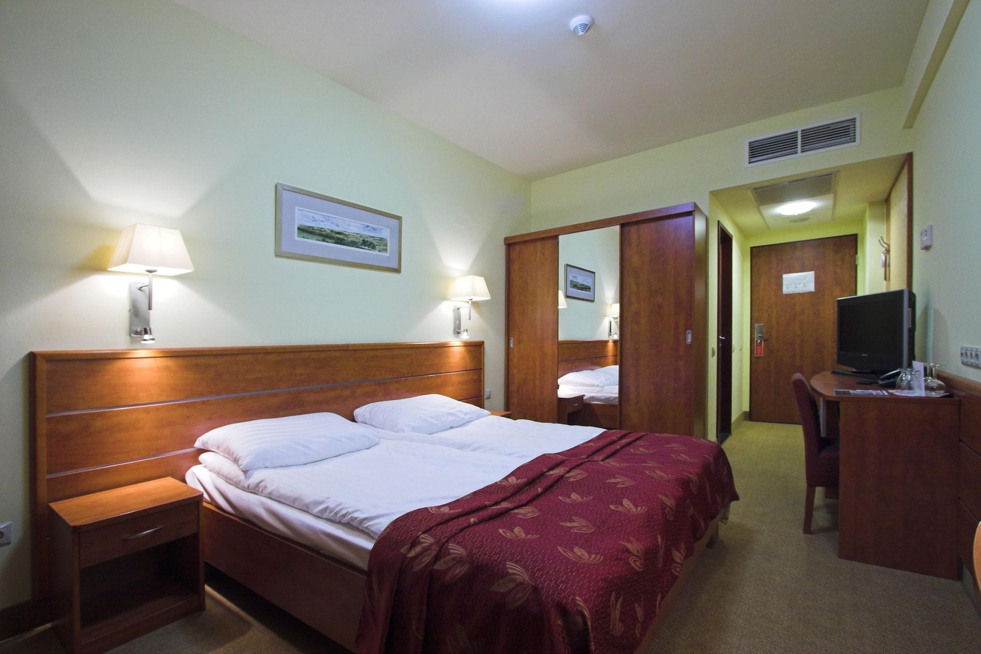 Benczur Hotel 3*